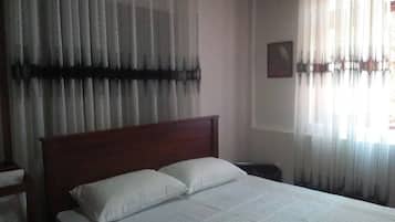 Deluxe Double Room | 1 bedroom, premium bedding, desk, soundproofing