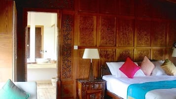 Deluxe Double Room | Premium bedding, desk, rollaway beds, free WiFi