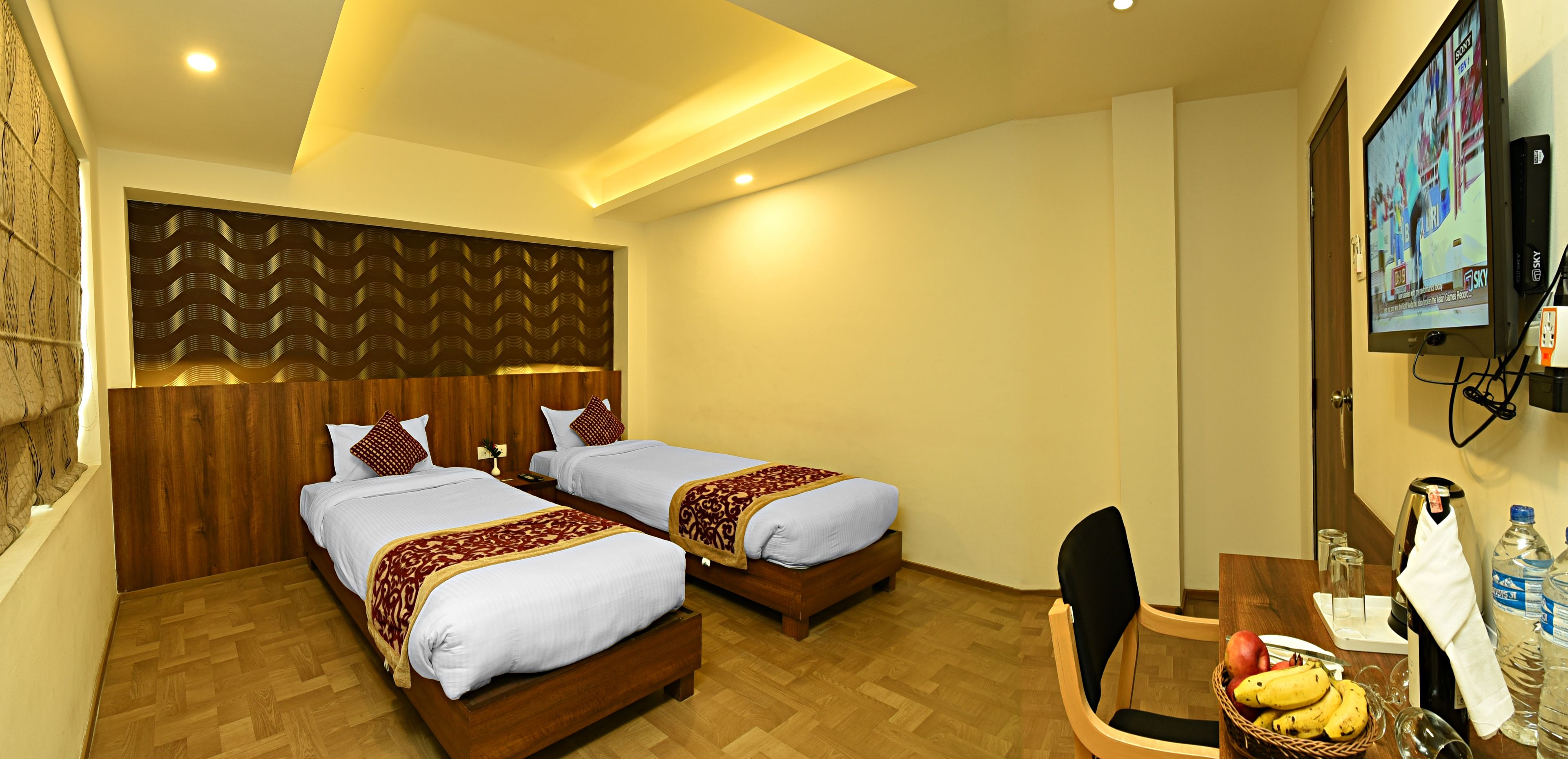 standard double or twin room | premium bedding, in-room safe, desk, blackout curtains