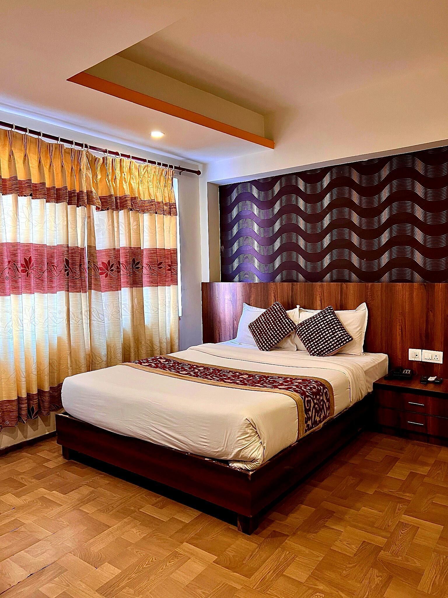 premium bedding, in-room safe, desk, blackout curtains