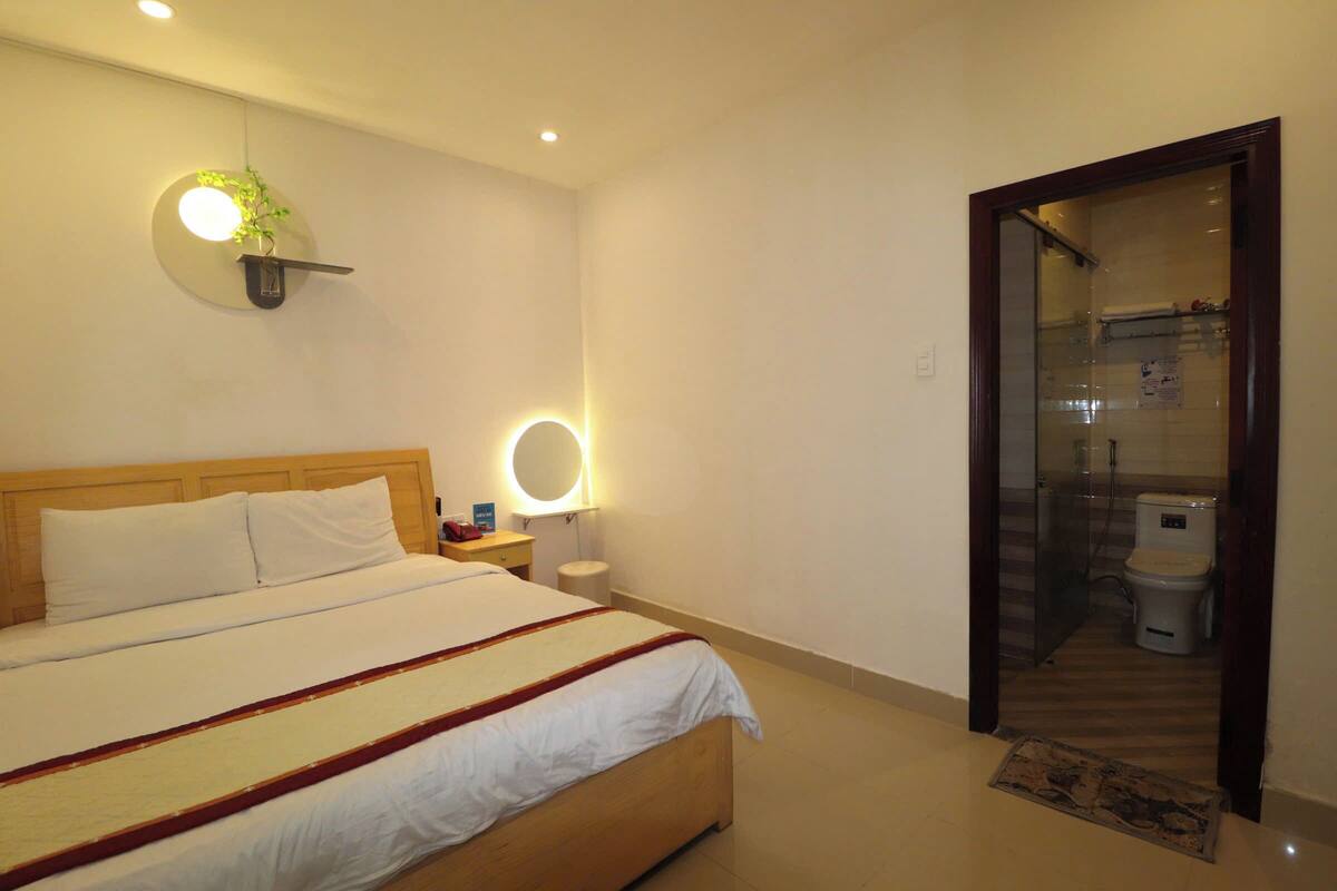 Economy Double Room | Item bar mini percuma, meja, langsir/tirai gelap terus, Wi-fi percuma