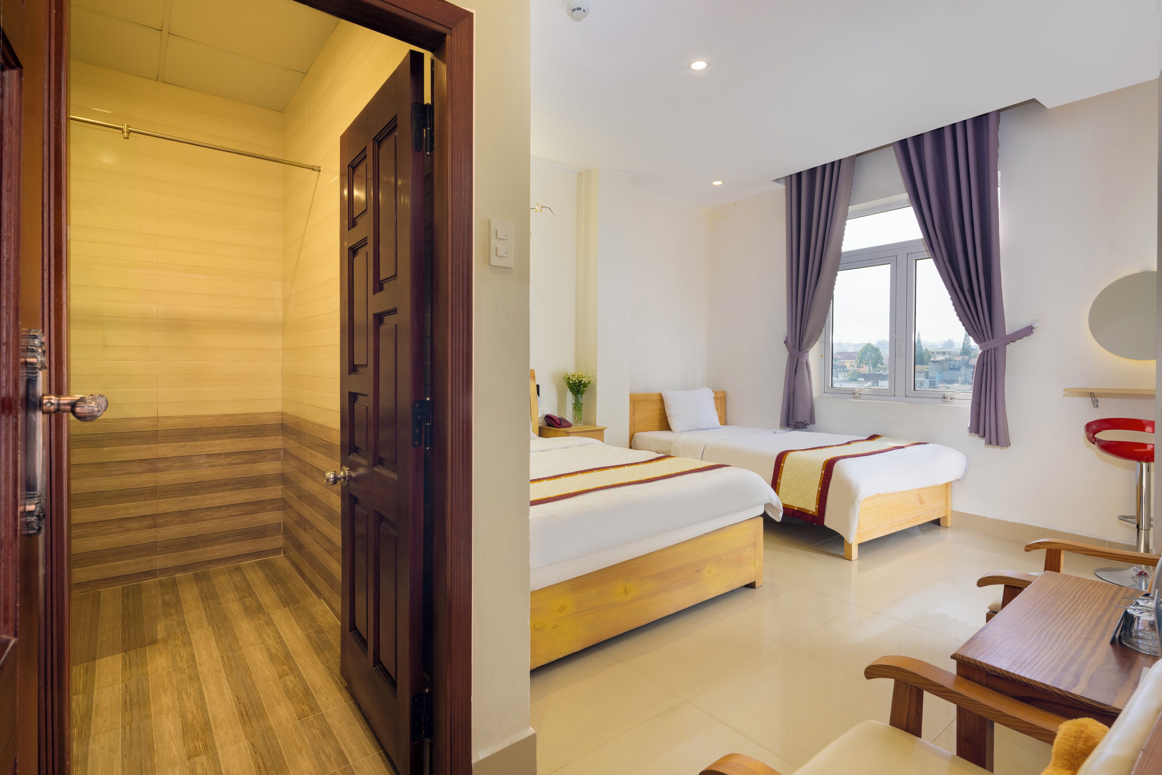 Standard Triple Room | Free minibar items, desk, blackout curtains, free WiFi