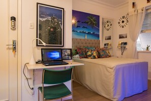 Comfort Studio, 1 Bedroom, Kitchenette, Courtyard View