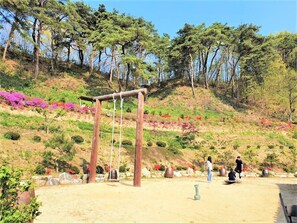 Área de juegos infantiles al aire libre