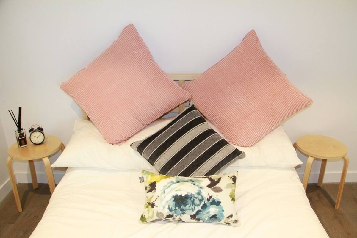 Standard Apartment, 1 Queen Bed, Balcony, City View