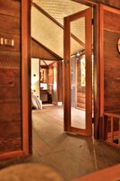 Deluxe Villa, 1 Yatak Odası, Kişiye Özel Havuzlu | Kaliteli yatak takımı, kuştüyü yorgan, odada kasa 
