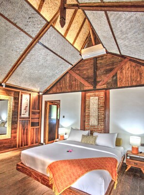 Deluxe Villa, 3 Bedrooms, Private Pool | Premium bedding, down duvets, in-room safe, free WiFi - Apalagi Villas (Gili Air)