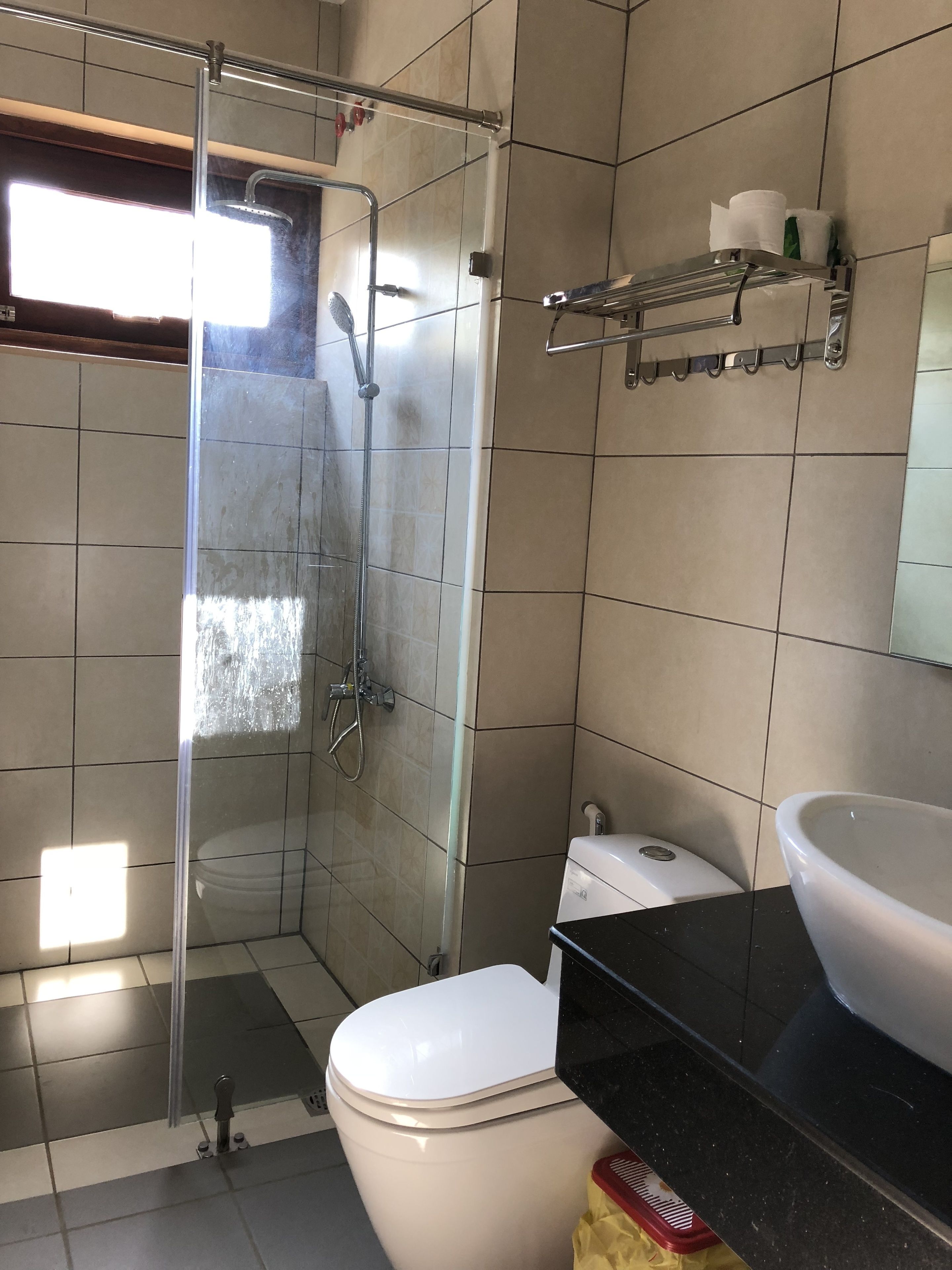 shower, free toiletries, hair dryer, slippers