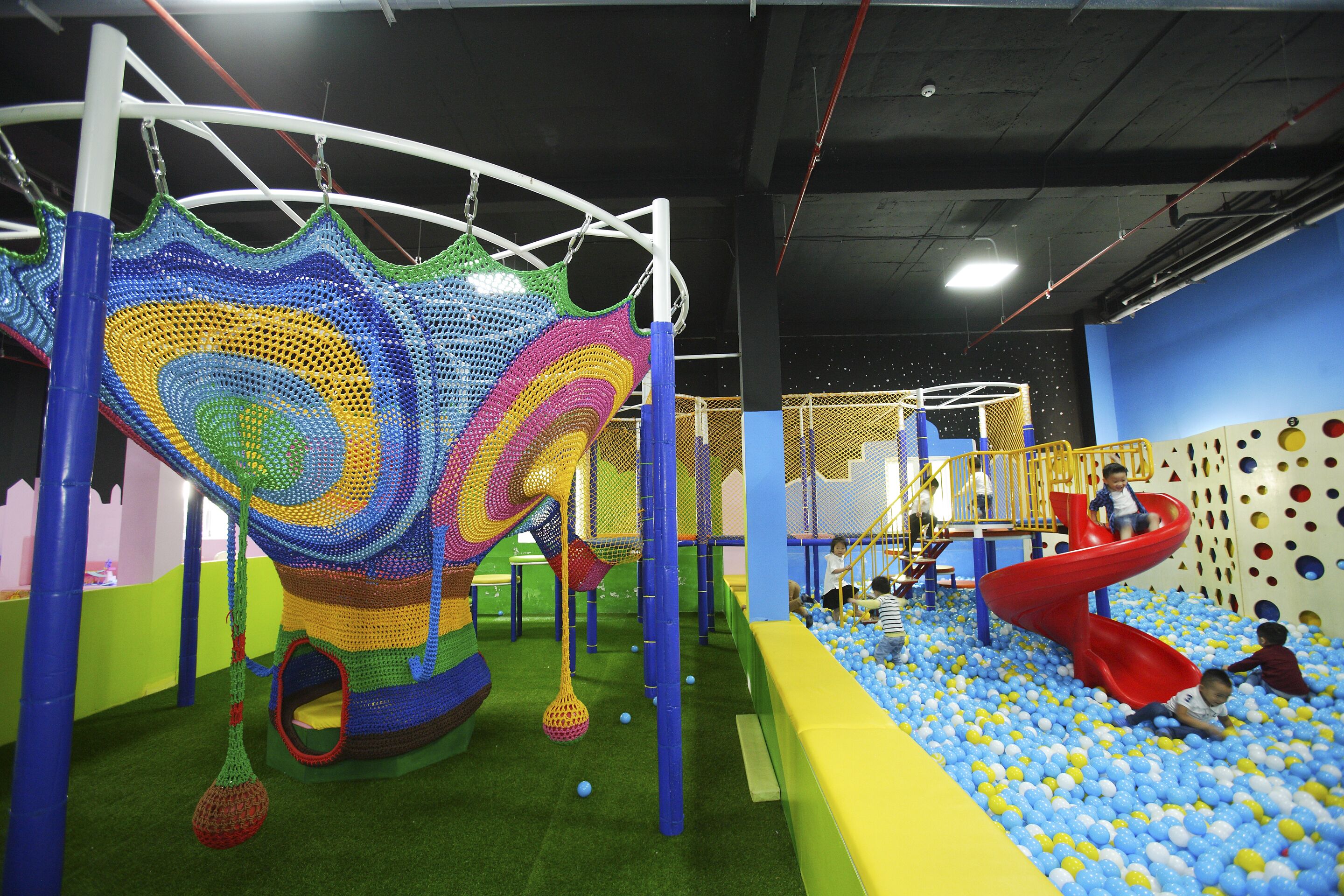 children’s play area – indoor