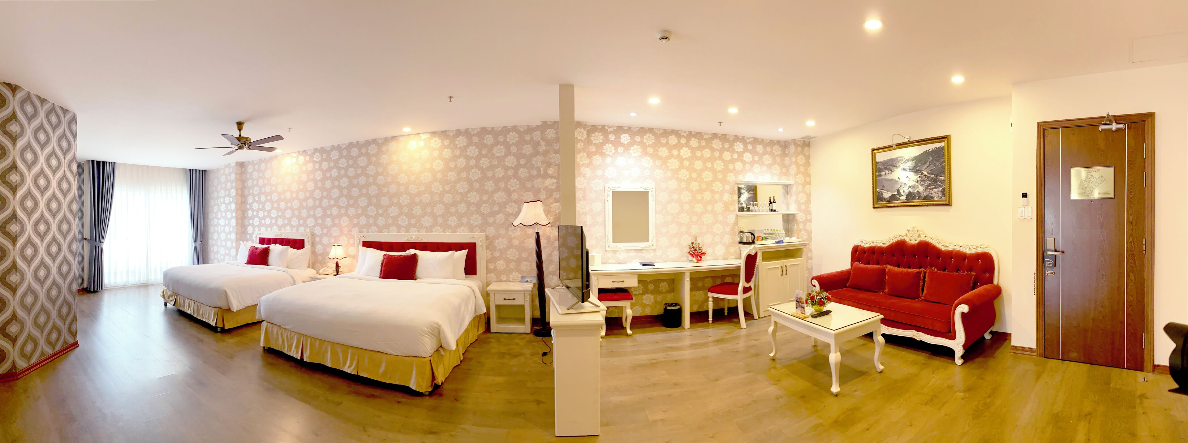 Camera familiare (Deluxe) | Biancheria da letto di alta qualità, materassi in memory foam