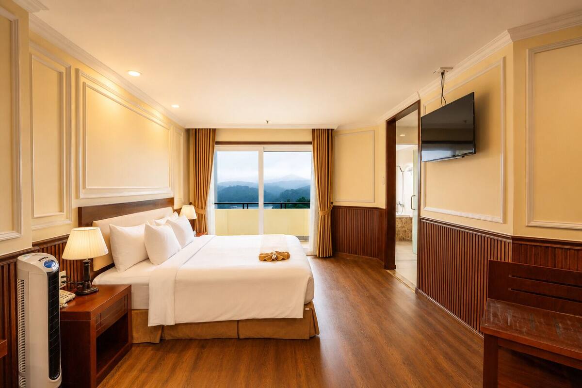 Valley Junior Suite Double | Premium bedding, memory foam beds, minibar (free items), in-room safe
