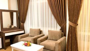 Deluxe Double Room | Room amenity
