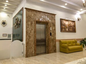 Interior - Hana Dalat Hotel (하나호텔) (Da Lat)