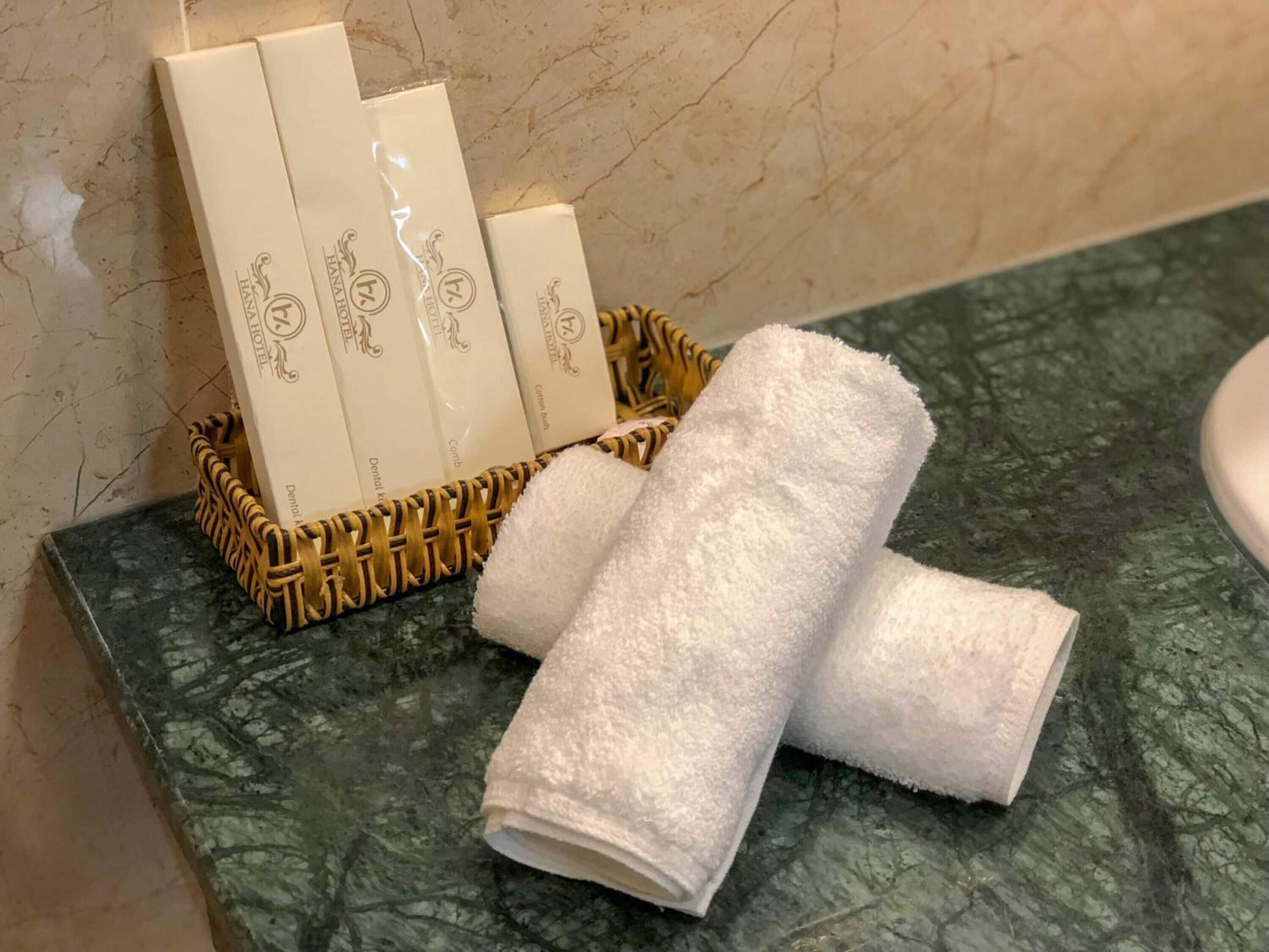 shower, free toiletries, hair dryer, slippers