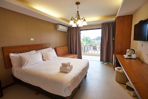 Studio – superior, 2 enkeltsenger | Bad | Dusj, regndusjhode, toalettartikler (inkludert) og hårføner