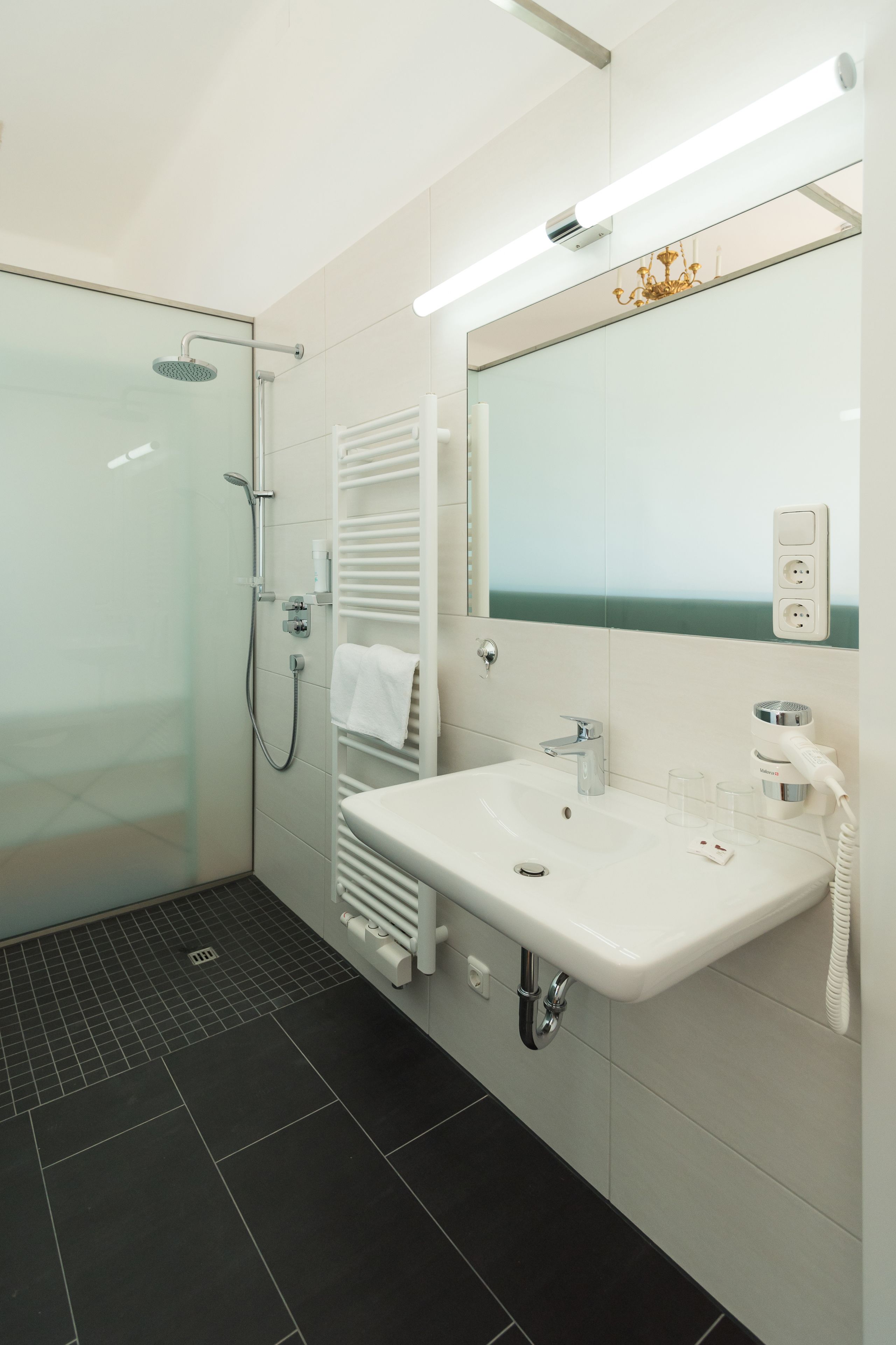 Panoramic Apartment, Balcony, Lake View (Apt Villa) | Bathroom | Hair dryer, soap, shampoo, toilet paper