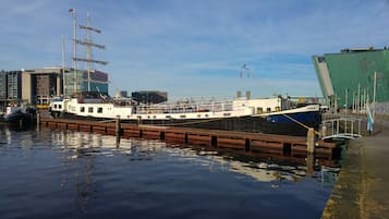 Dock