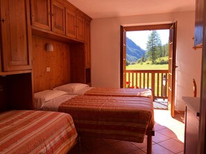 Coffre-fort, accès au Wi-Fi (inclus), literie fournie