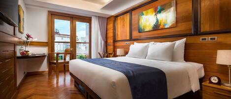 Minibar, in-room safe, desk, blackout curtains