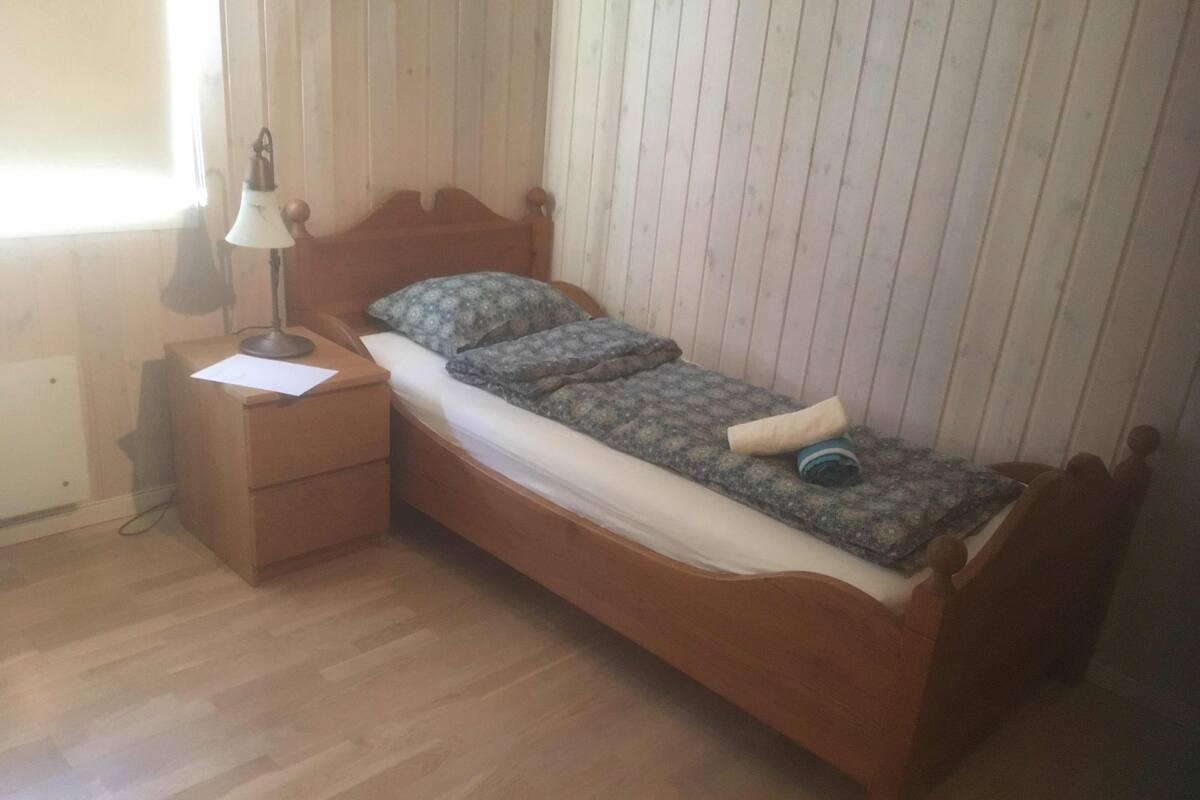 Quarto duplo standard, banheiro compartilhado | Ferros/tábuas de passar roupa, berços (sobretaxa)
