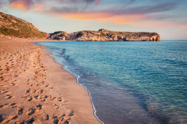 On the beach, white sand, free beach shuttle, free beach cabanas