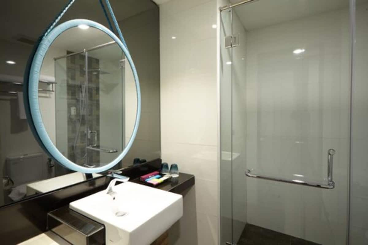 superior room, 1 double bed | bathroom | shower, rainfall showerhead, eco-friendly toiletries, hair dryer