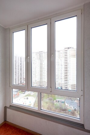 Apartemen Elite, 1 kamar tidur, dapur (Anny Akhmatovoi St 30) | Pemandangan dari kamar