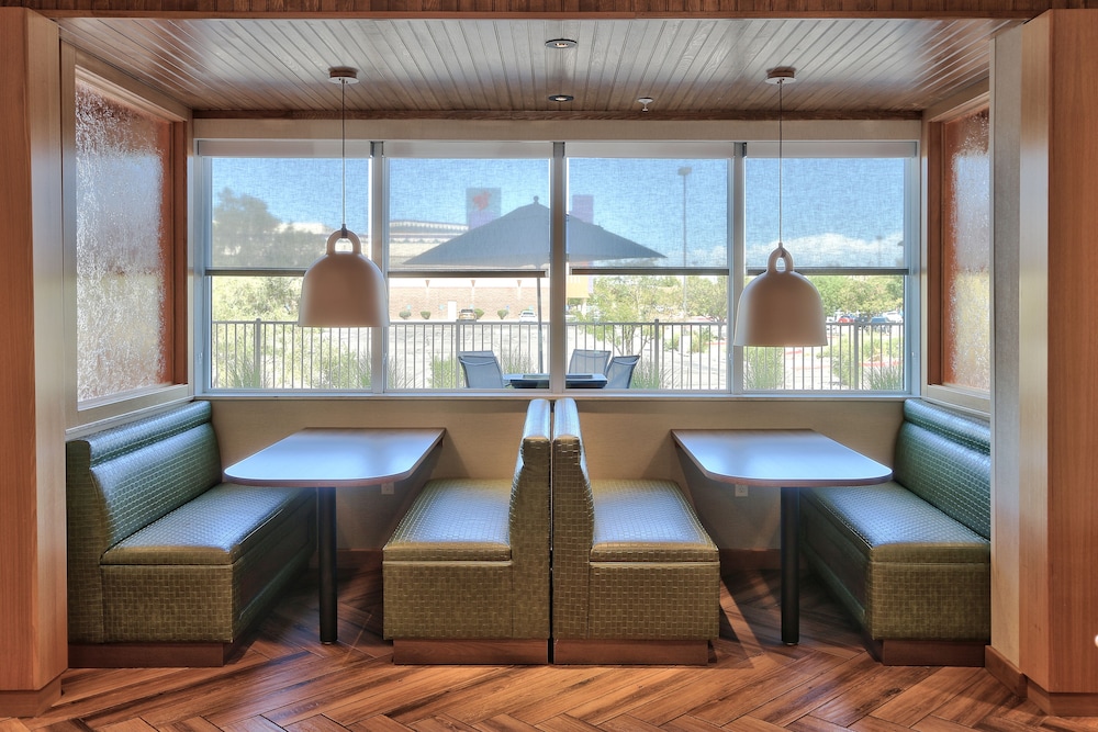 Fairfield by Marriott Inn & Suites Albuquerque North photo 8