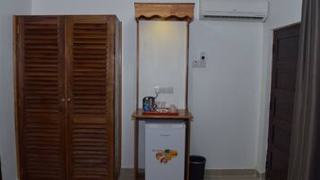 Basic Double Room, Private Bathroom, Garden Area | Room amenity