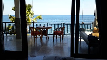 Panoramic 1 Double Premium | Premium bedding, in-room safe, individually furnished, cribs/infant beds