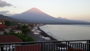 Sun deck - Amed Beach Villa (Karangasem)