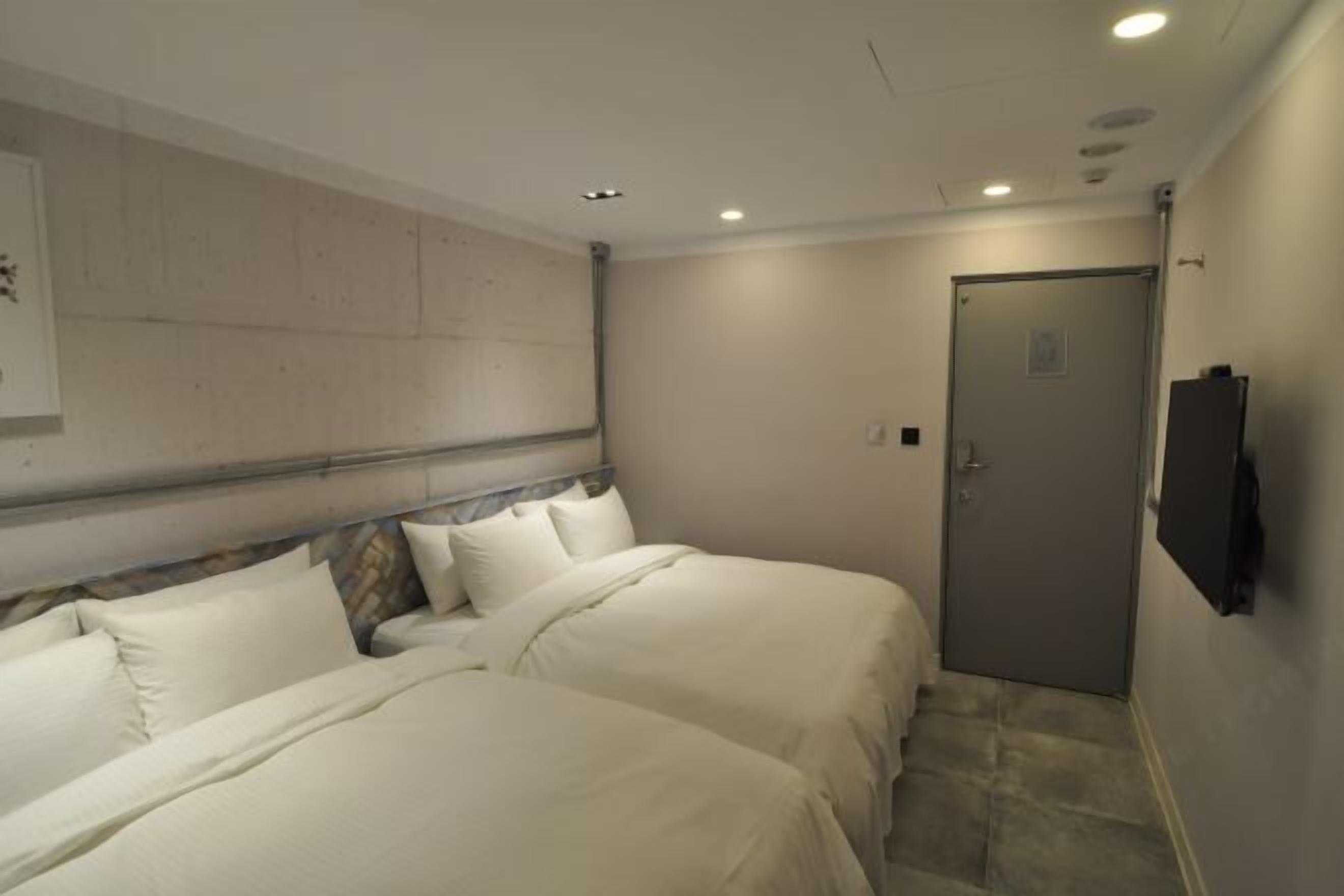 Caja fuerte, decoración individual, cortinas opacas y wifi gratis