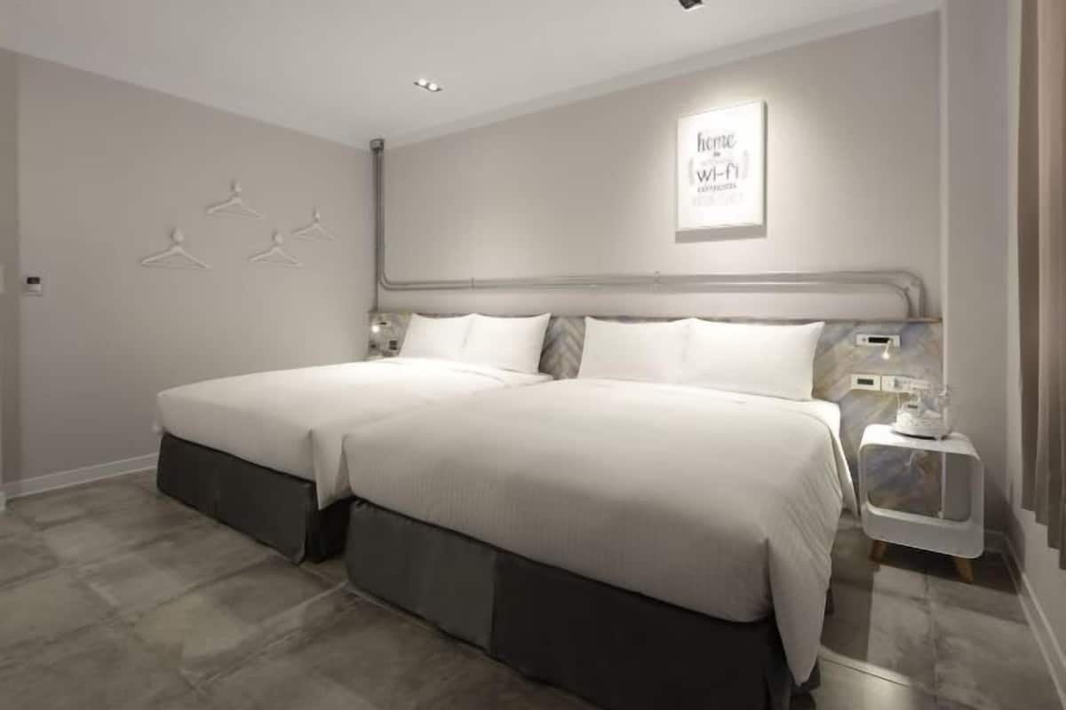 In-room safe, individually decorated, blackout curtains, free WiFi