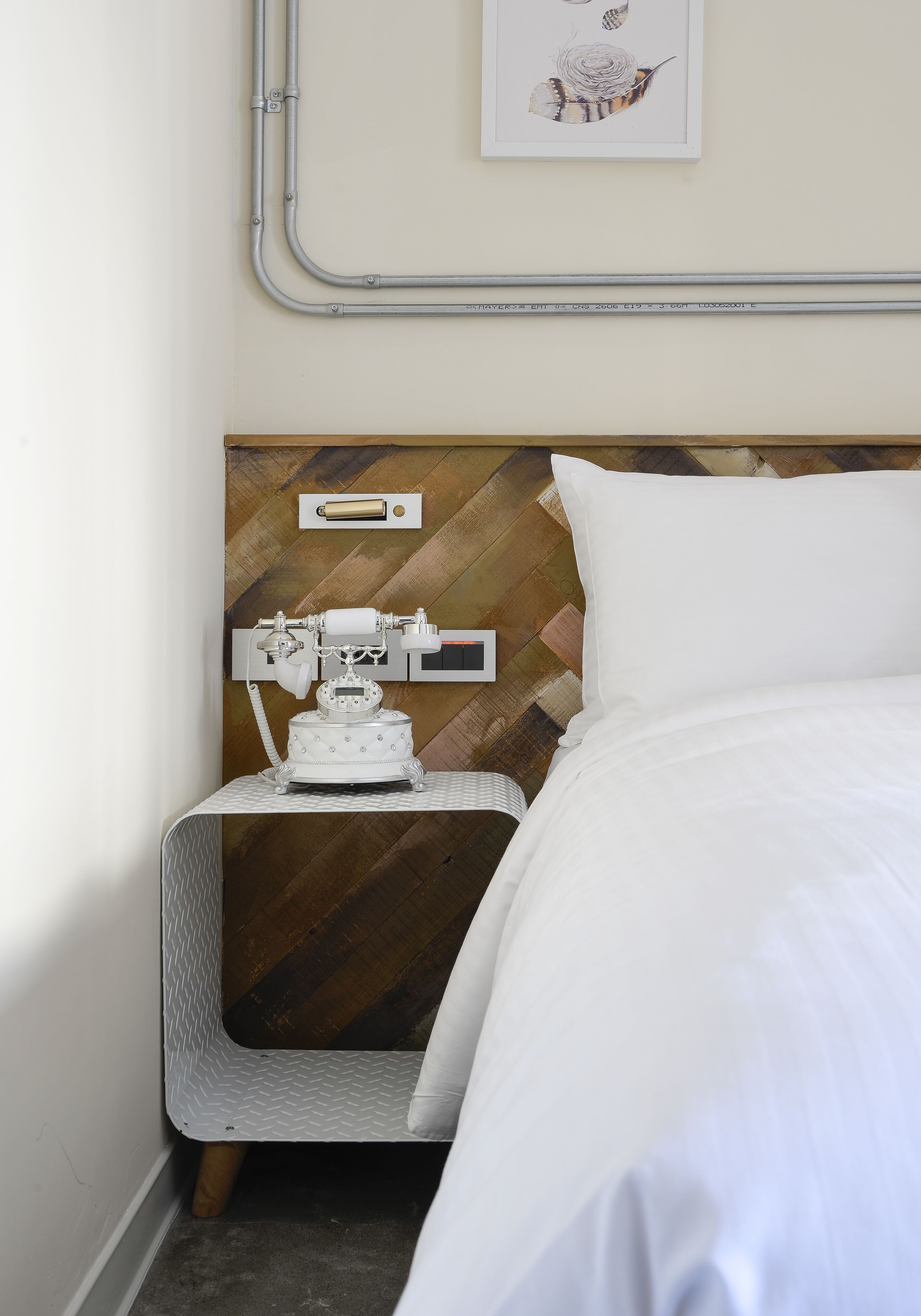 deluxe double room, balcony | in-room safe, individually decorated, blackout curtains, free wifi