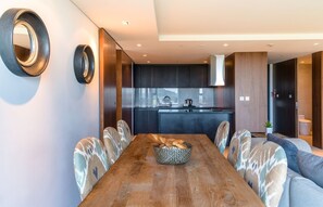 Dining - Brown Suites Jeju Hotel & Resort (Seogwipo)