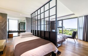 Soundproofing, free WiFi, bed sheets - Brown Suites Jeju Hotel & Resort (Seogwipo)