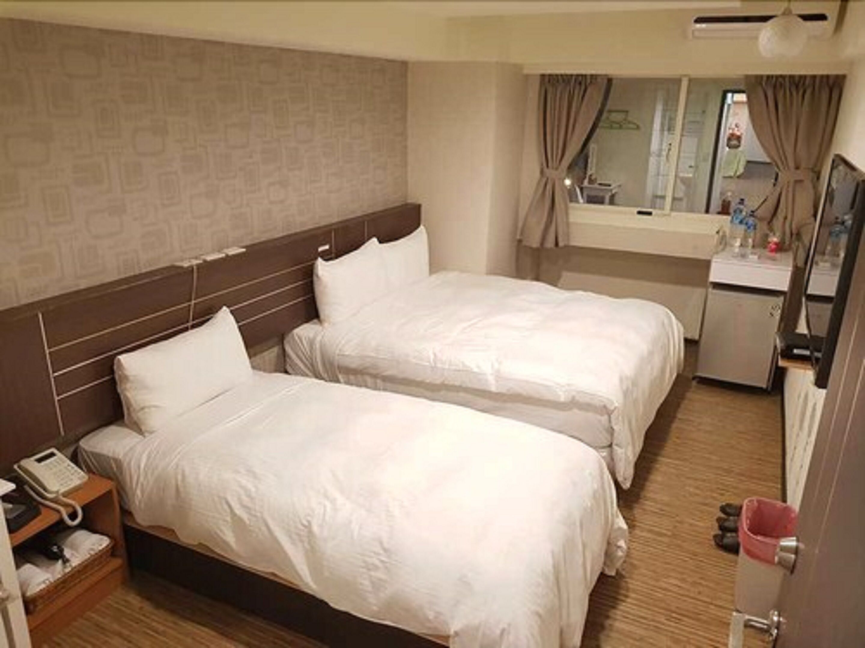 standard triple room, 1 bedroom | minibar, blackout curtains, soundproofing, free wifi
