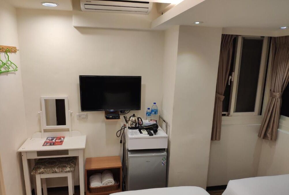 minibar, blackout curtains, soundproofing, free wifi