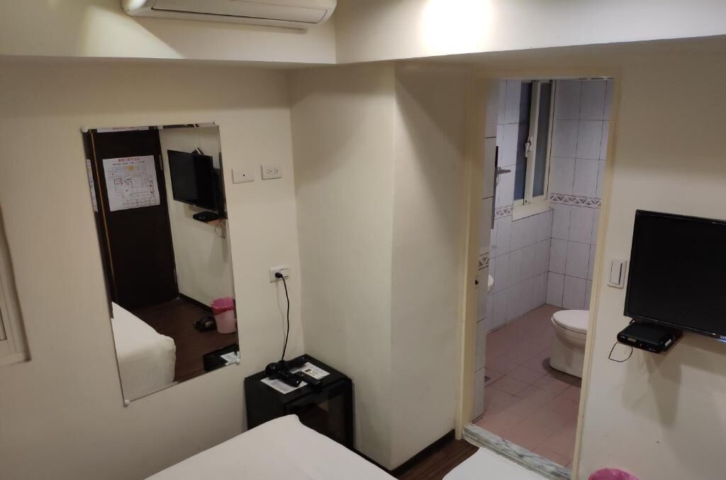 minibar, blackout curtains, soundproofing, free wifi