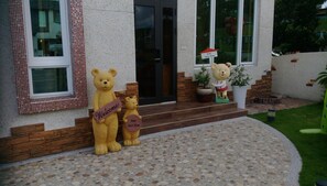 Property entrance - Bear Homestay (Taitung)