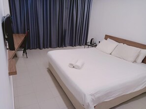 Iron/ironing board, free WiFi - T Hotel Anggerik (Alor Setar)