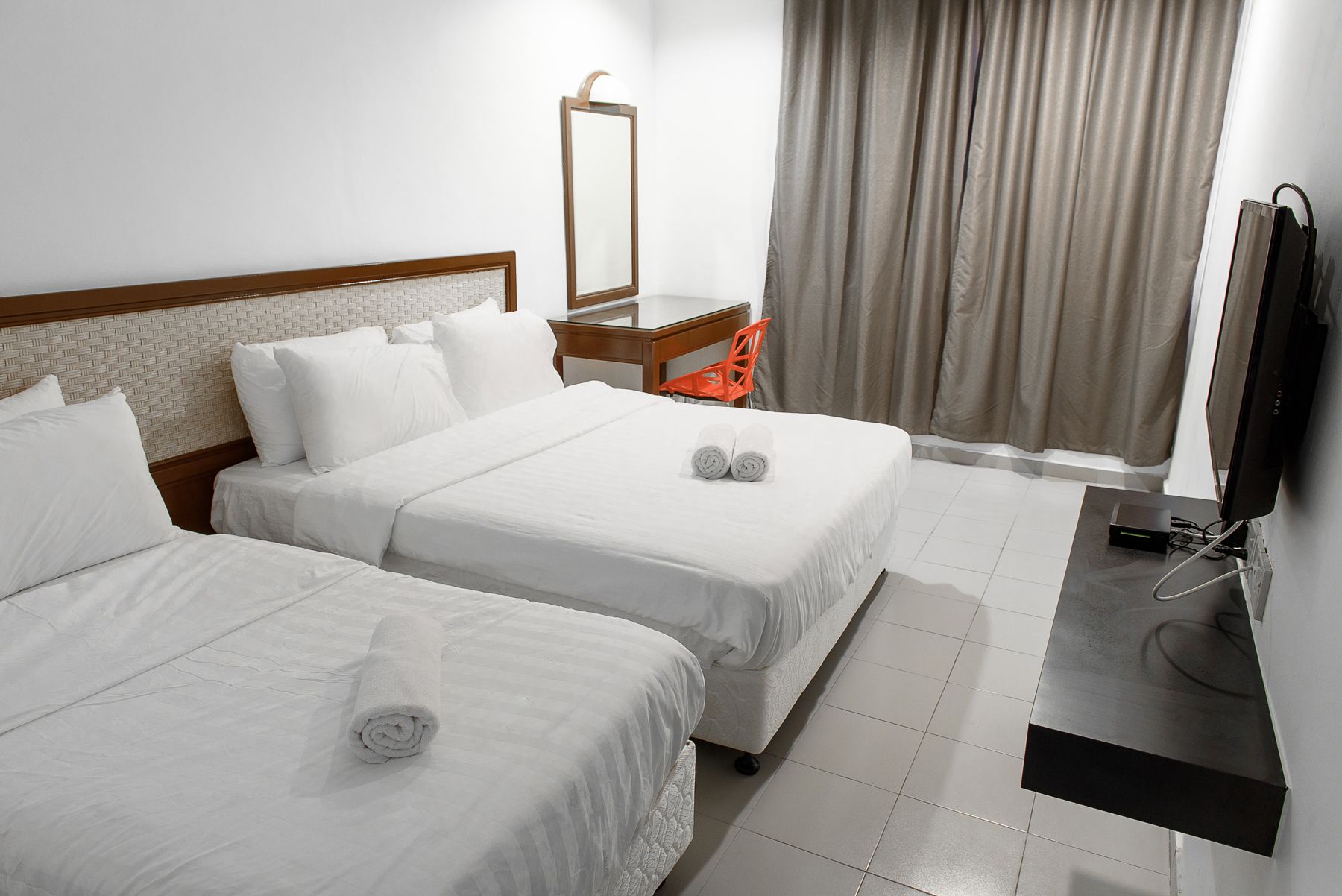 Superior Room | Iron/ironing board, free WiFi