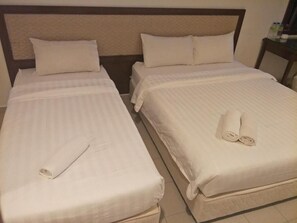 Iron/ironing board, free WiFi - T Hotel Anggerik (Alor Setar)