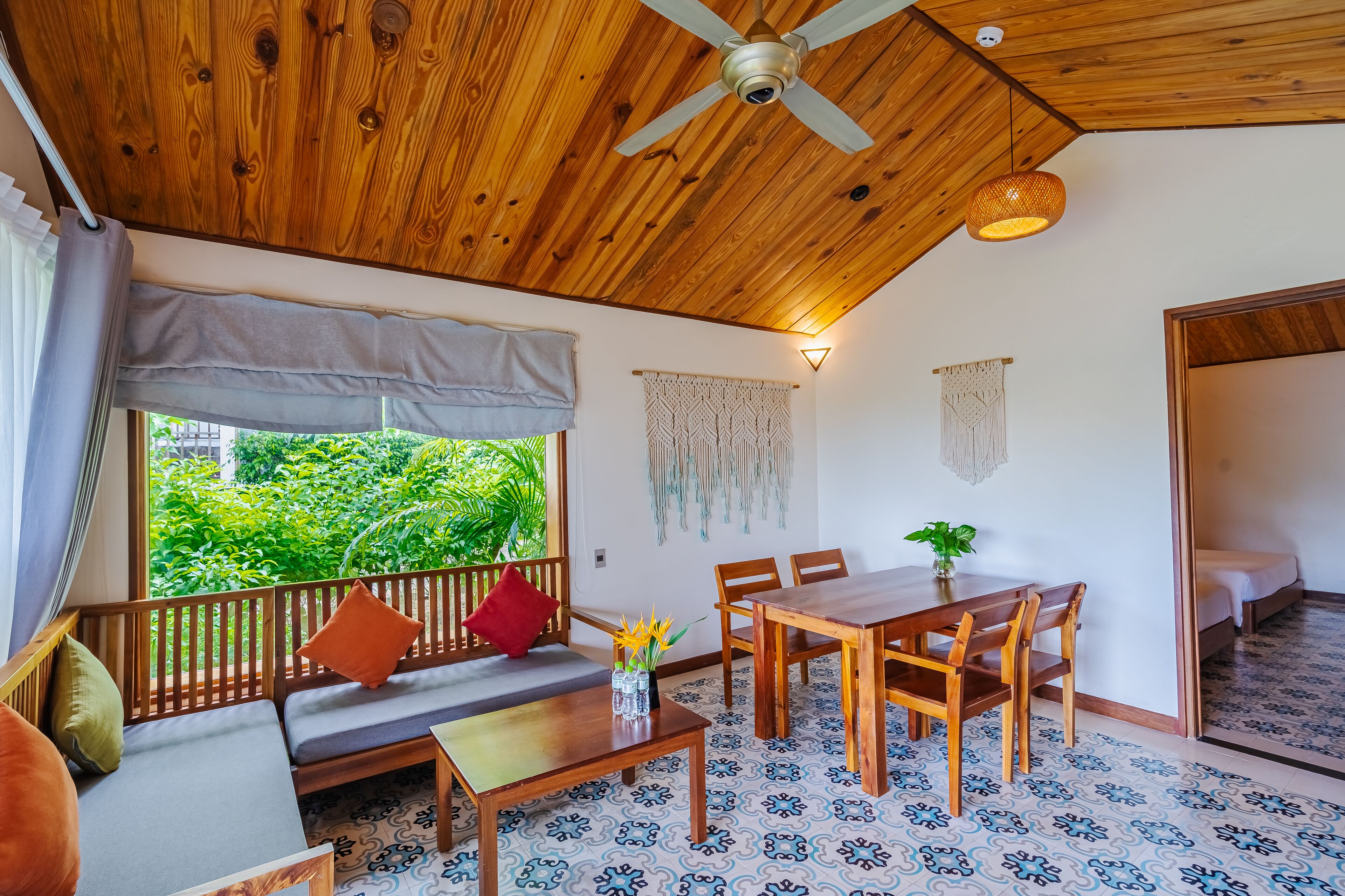 40-inch lcd tv with cable channels, tv