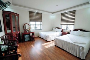 Deluxe Room, 2 Double Beds | Minibar, in-room safe, desk, soundproofing - Thuan Thanh Hotel (Ninh Binh)