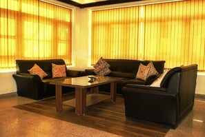 Khu tiếp khách ở sảnh