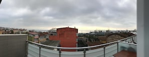 Casa Confort, 2 habitaciones | Balcón