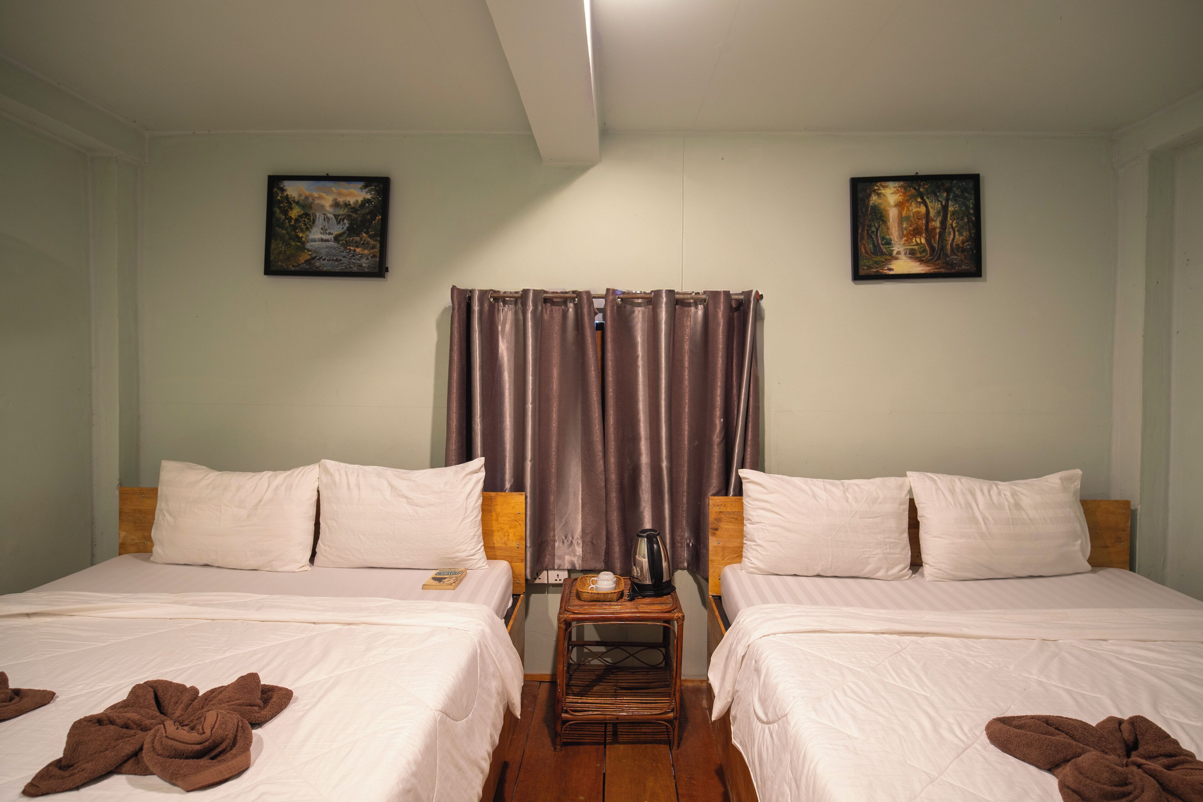 Caja de seguridad en la habitación, escritorio y wifi gratis 