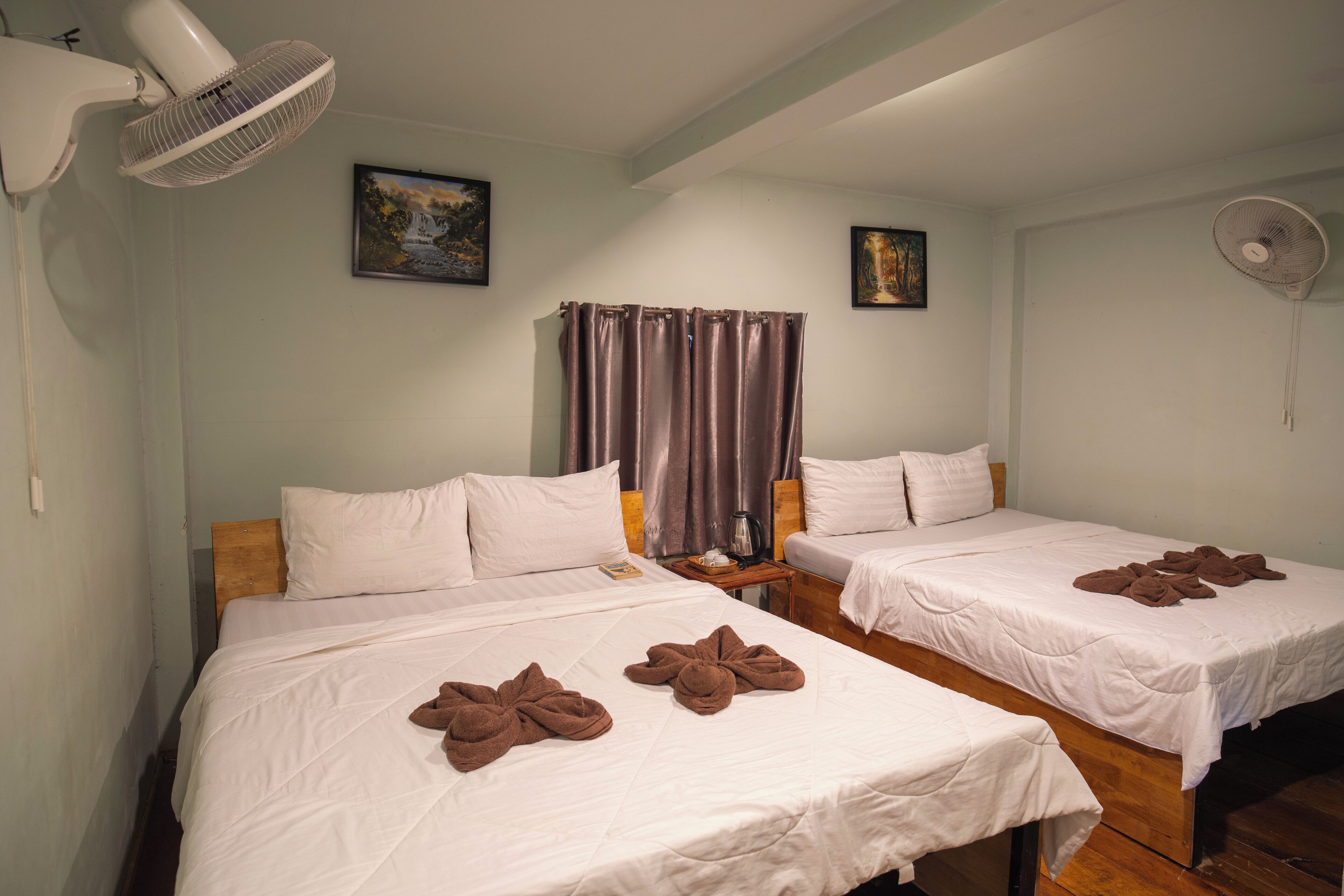 Két bảo mật tại phòng, bàn, truy cập Internet không dây miễn phí 