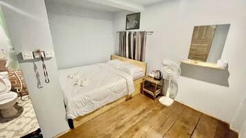 Free toiletries, towels